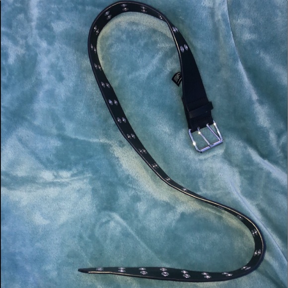 Brandy Melville Accessories - Brandy Melville Belt